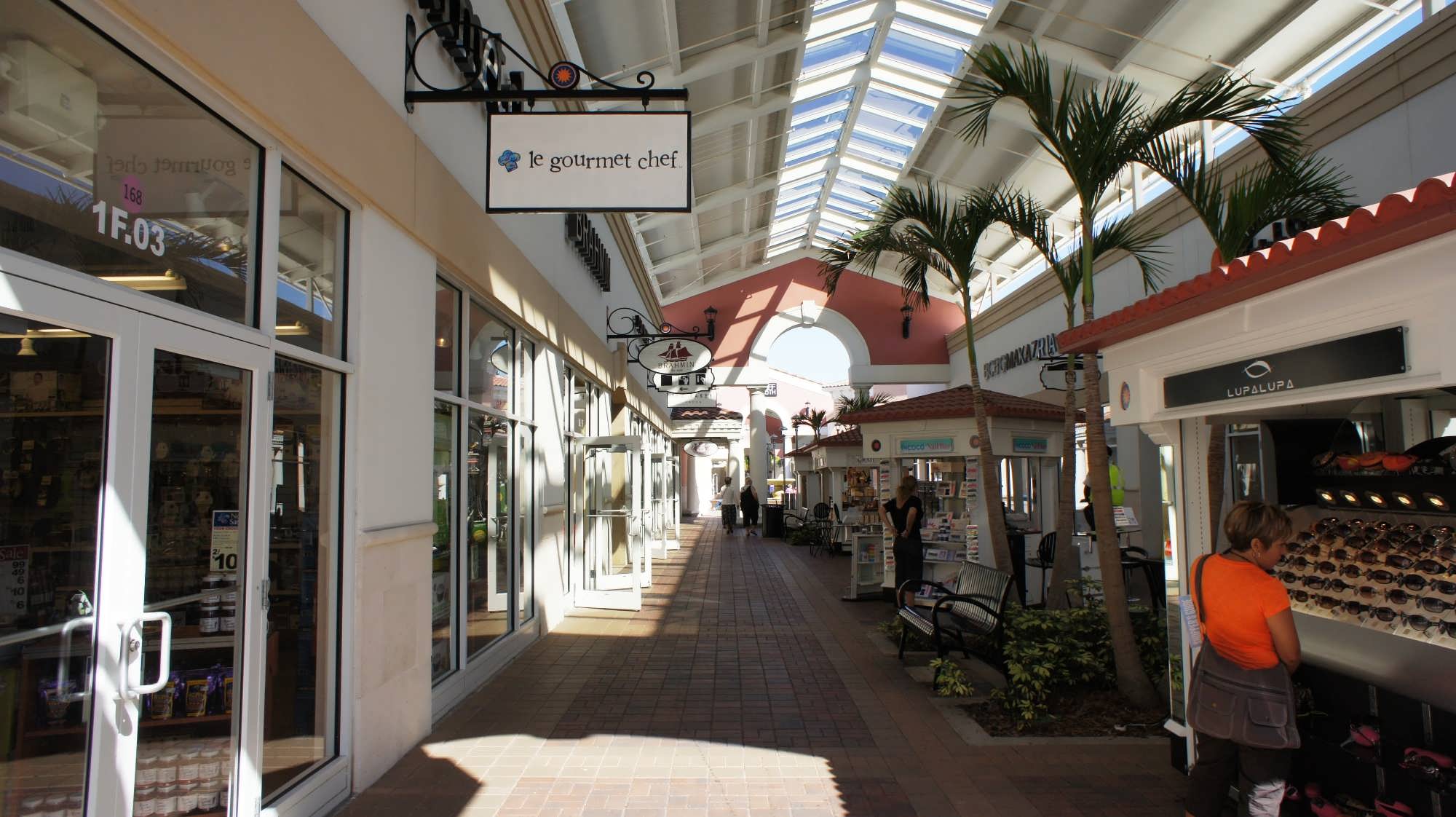 Top 5 shopping centers in Orlando